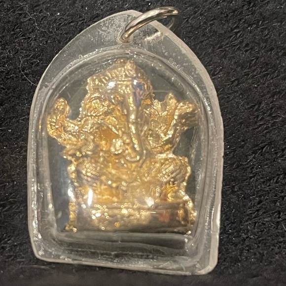 Thai Amulets in Protective Casing Gold plated over silver - Picture 5 of 6
